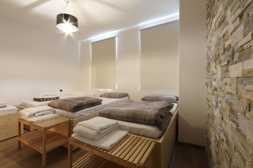 Bed & Wellness Fisterre Bed and Breakfast Belluno Rum bild