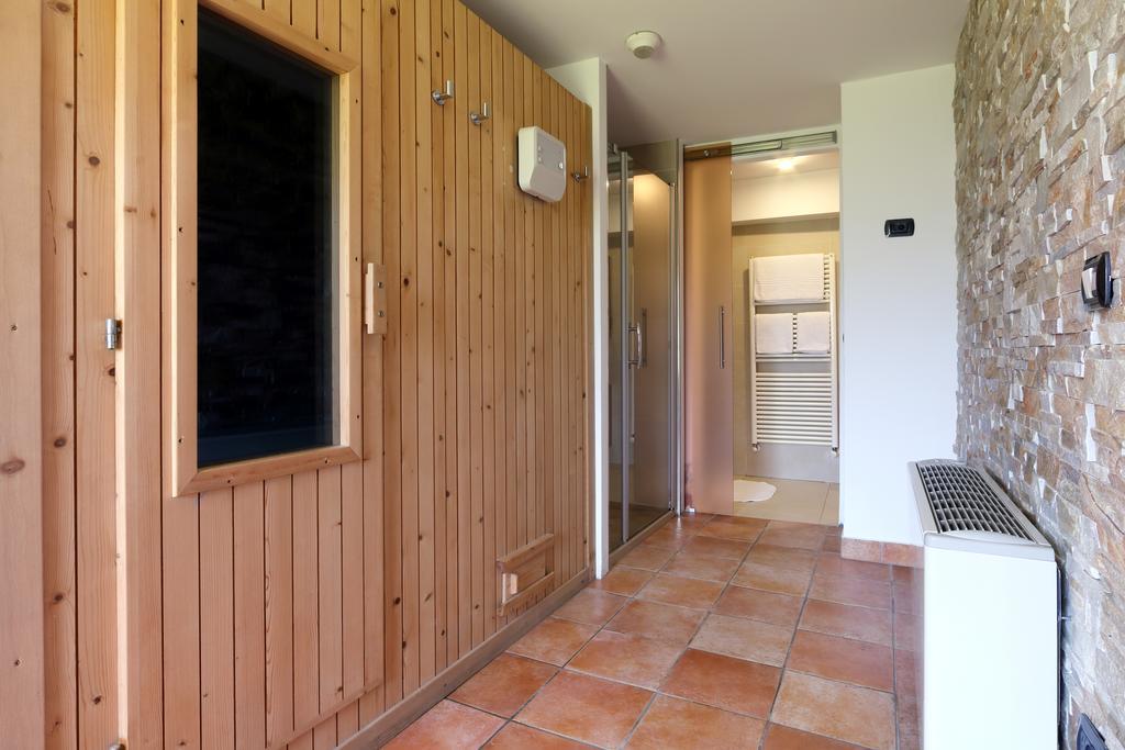 Bed & Wellness Fisterre Bed and Breakfast Belluno Rum bild