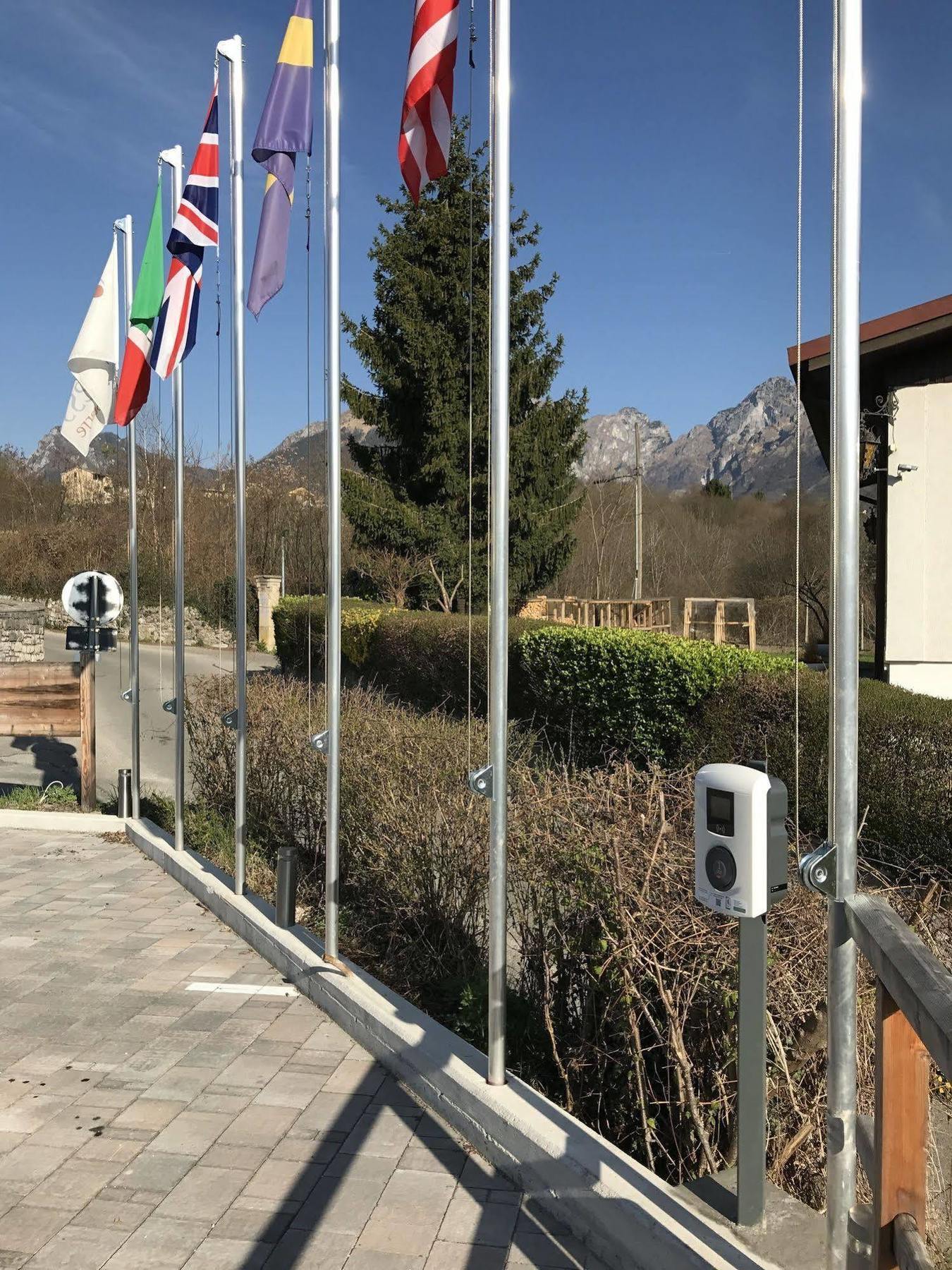 Bed & Wellness Fisterre Bed and Breakfast Belluno Exteriör bild