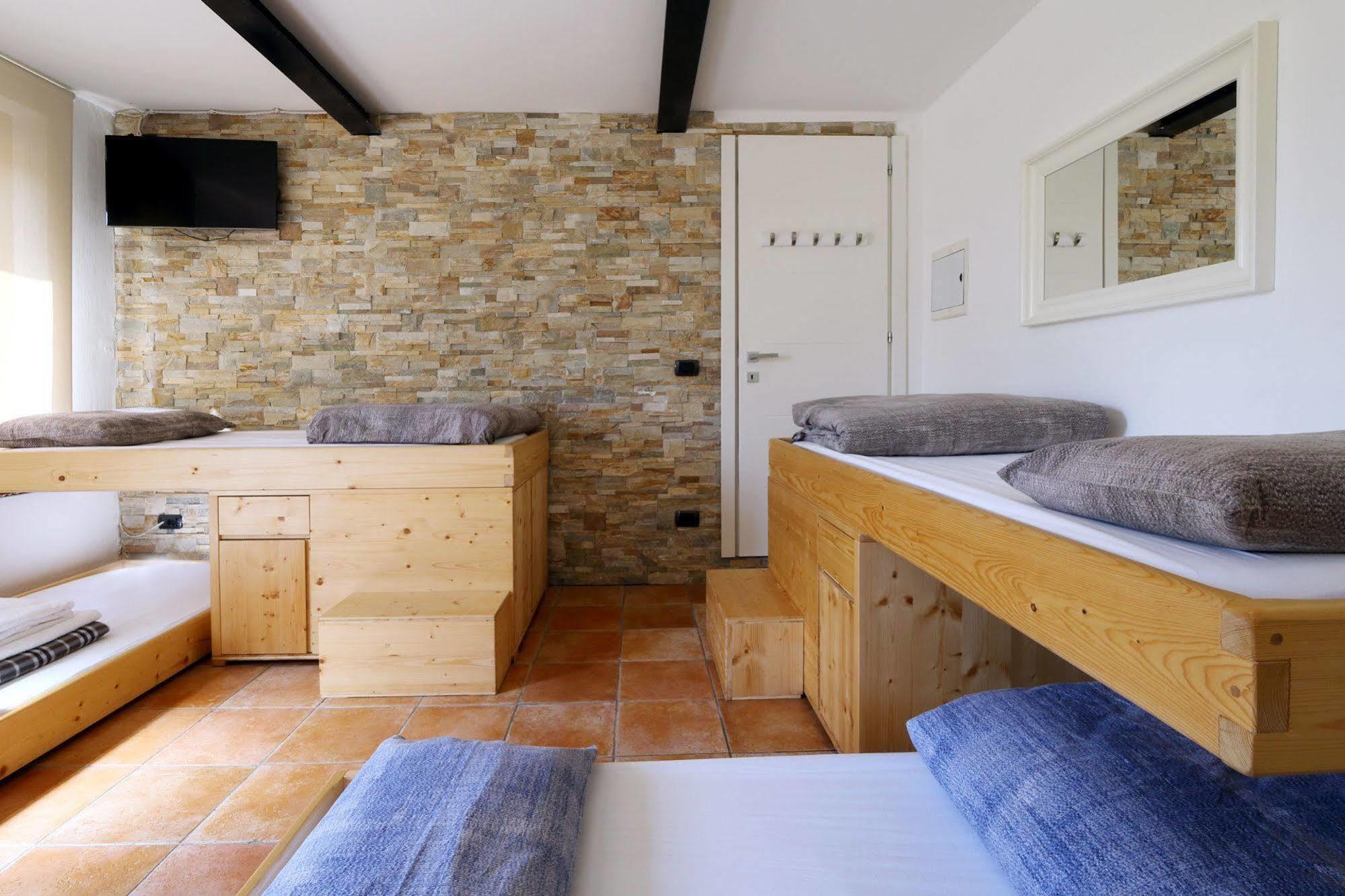 Bed & Wellness Fisterre Bed and Breakfast Belluno Exteriör bild